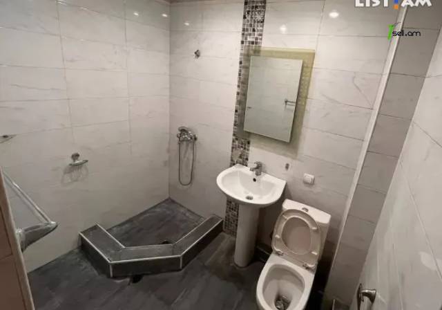 2 սենյականոց բնակարան Վաղարշ Վաղարշյան փողոցում, 58 ք.մ., 3/5 հարկ, կապիտալ վերանորոգված, քարե շենք