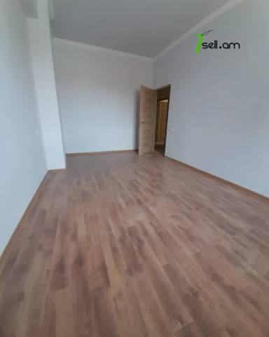 4 սենյականոց բնակարան նորակառույց շենքում Մոնթե Մելքոնյան փողոցում, 100 ք.մ., 2 սանհանգույց