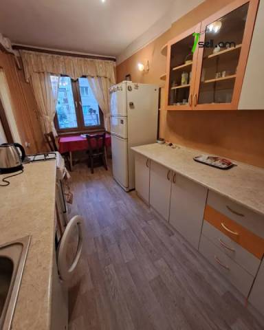 2 սենյականոց բնակարան Պուշկինի փողոցում, 50 ք.մ., 6/9 հարկ, կոսմետիկ վերանորոգում