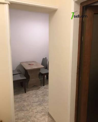 2 սենյականոց բնակարան Սարյանի փողոցում, 50 ք.մ., 2/5 հարկ, կապիտալ վերանորոգված, քարե շենք