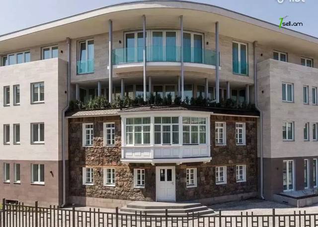 3 սենյականոց բնակարան նորակառույց շենքում Արաբկիրում, 108 ք.մ., 2 սանհանգույց, բարձր առաստաղներ