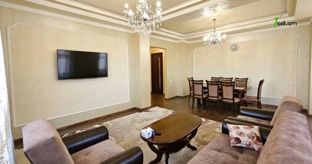 Երեք հարկանի տուն, Դուրյան թաղամաս Ավանում, 1190 քմ, 3+ սանհանգույց, կապիտալ վերանորոգված