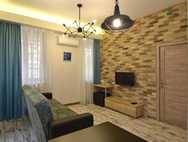 2 սենյականոց բնակարան Աղայան փողոցում, 48 ք.մ., 7/9 հարկ, դիզայներական ոճով վերանորոգված