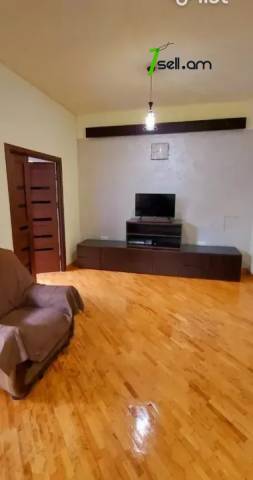 2 սենյականոց բնակարան Նաիրի Զարյան փողոցում, 58 ք.մ., բարձր առաստաղներ, 1/4 հարկ, եվրովերանորոգված