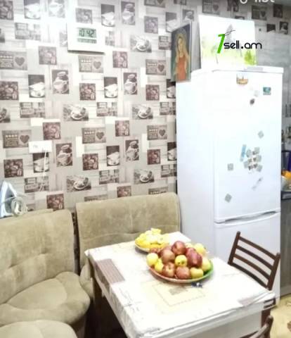 Երկու հարկանի քարե տուն, Khorenatsi St կենտրոնում, 150 քմ, 2 սանհանգույց, կապիտալ վերանորոգված