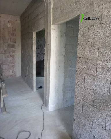 2 սենյականոց բնակարան նորակառույց շենքում Մյասնիկյանի պողոտայում, 52 ք.մ., բարձր առաստաղներ