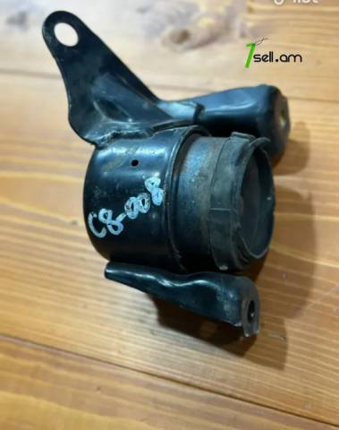 Շարժիչի բարձիկ աջ / մատոռի պադուշկա աջ, Toyota Noah / Voxy, 2004թ, Օրիգինալ պահեստամաս