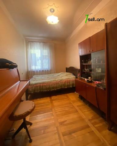 3 սենյականոց բնակարան, Դավթաշեն 3-րդ թաղամաս, 101 քմ, 1/9 հարկ, 2 սանհանգույց, մասնակի վերանորոգում