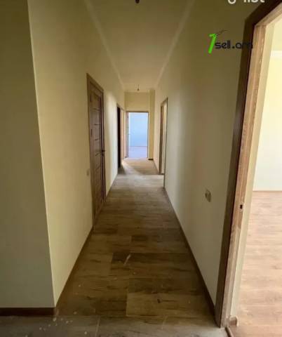 3 սենյականոց բնակարան նորակառույց շենքում Մոնթե Մելքոնյան փողոցում, 99 ք.մ., 8/17 հարկ