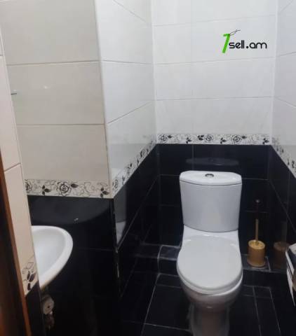 2 սենյականոց բնակարան Տիգրան Մեծի պողոտայում, 60 ք.մ., 2/9 հարկ, կապիտալ վերանորոգված