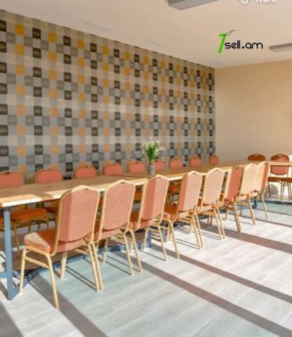 Բազմաֆունկցիոնալ գույք 3-րդ փողոցում Ակունքում, 160 քմ