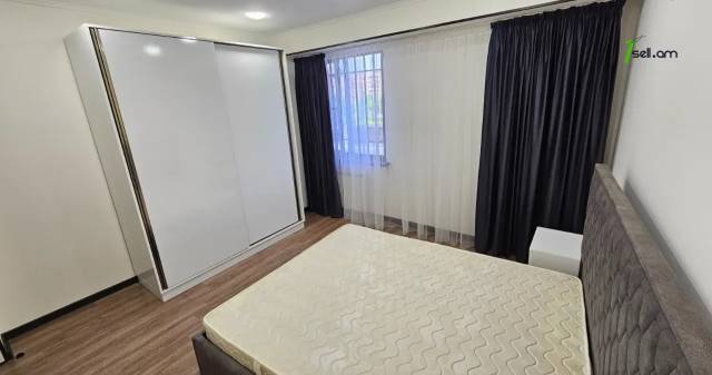 4 սենյականոց բնակարան Րաֆֆու փողոցում, 90 քմ, 2/9 հարկ, կապիտալ վերանորոգված