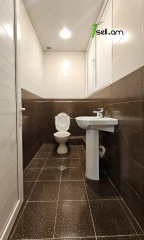 Գրասենյակային տարածք Երզնկյան փողոցում Արաբկիրում, 430 քմ