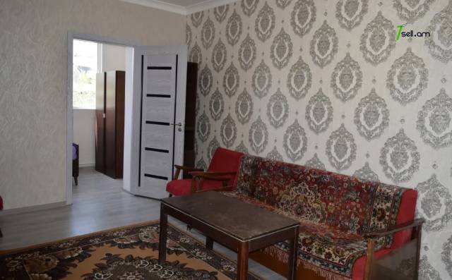 3 սենյականոց բնակարան, Խրիմյան Հայրիկ մայրուղի, 66 քմ, 2/4 հարկ, կապիտալ վերանորոգված