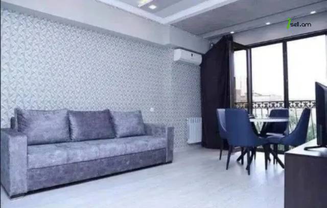 2 սենյականոց բնակարան Եզնիկ Կողբացու փողոցում, 45 ք.մ., 9/11 հարկ, եվրովերանորոգված