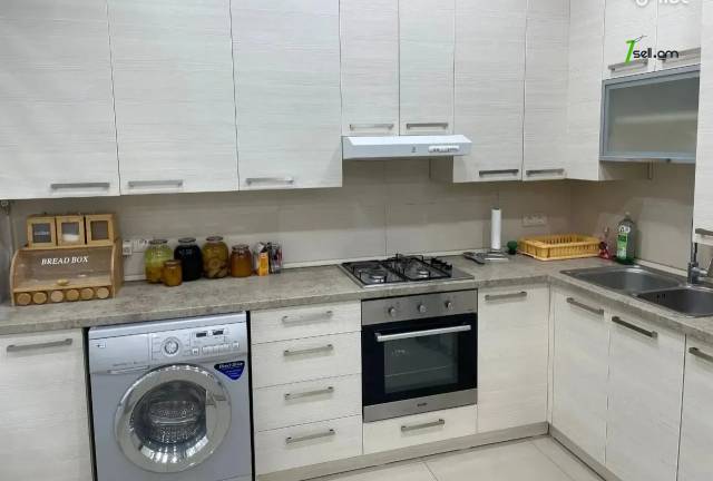 3 սենյականոց բնակարան նորակառույց շենքում Վերին Անտառային փողոցում, 102 ք.մ., 2/5 հարկ