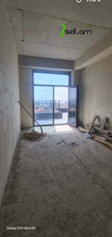 Ընդարձակ 2 սենյականոց բնակարան նորակառույց շենքում Անտառային փողոցում, 120 քմ, բարձր առաստաղներ