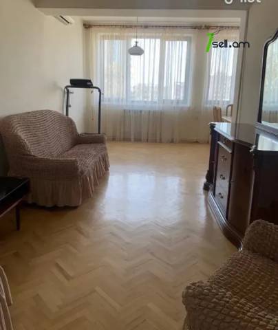 3 սենյականոց բնակարան Գյուլբենկյան փողոցում, 78 ք.մ., 3/5 հարկ, եվրովերանորոգված, քարե շենք