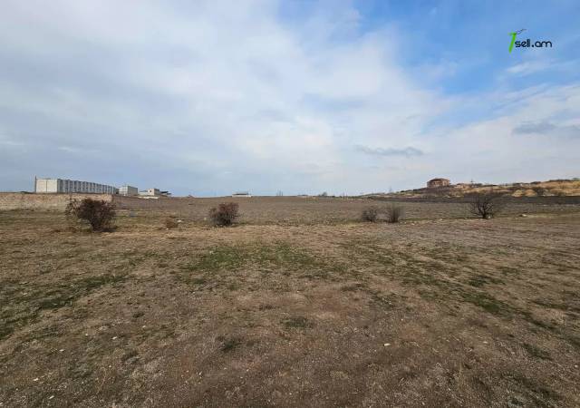 Հողատարածք բնակելի շինությունների համար, Գևորգ Չաուշի փողոցի 7-րդ նրբանցք Պռոշյանում, 2000 ք.մ.