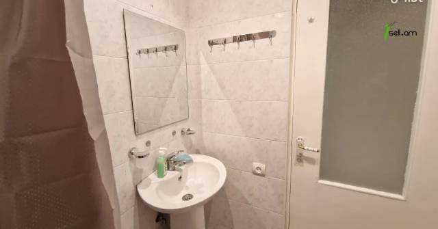 1 սենյականոց բնակարան Կիևյան փողոցում, 47 քմ, նախավերջին հարկ, բարձր առաստաղներ