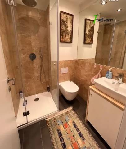 4 սենյականոց բնակարան նորակառույց շենքում Արաբկիրում, 144 ք.մ., 2 սանհանգույց, բարձր առաստաղներ