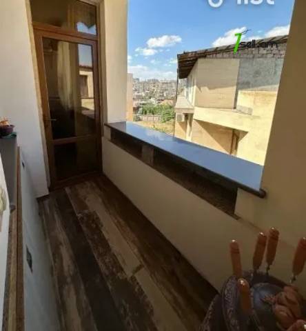 3 սենյականոց բնակարան նորակառույց շենքում Ազատության պողոտայում, 71 քմ, բարձր առաստաղներ