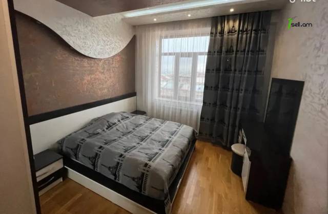 4 սենյականոց բնակարան նորակառույց շենքում Կոմիտասի պողոտայում, 125 ք.մ., 7/17 հարկ, բարձր առաստաղներ