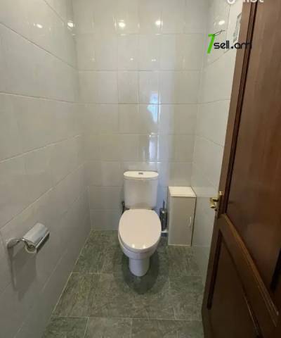 3 սենյականոց բնակարան նորակառույց շենքում Հրաչյա Ներսիսյան փողոցում, 90 քմ, 4/10 հարկ