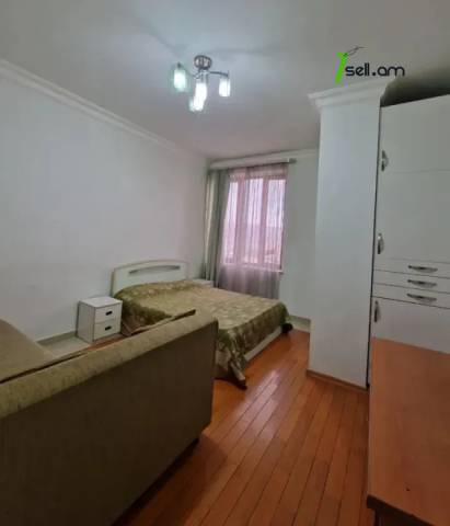 5 սենյականոց բնակարան նորակառույց շենքում Մարշալ Բաղրամյան պողոտայում, 150 քմ, 12/17 հարկ