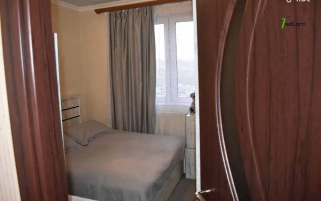 3 սենյականոց բնակարան Լվովյան փողոցում, 62 ք.մ., 8/12 հարկ, մասնակի վերանորոգում