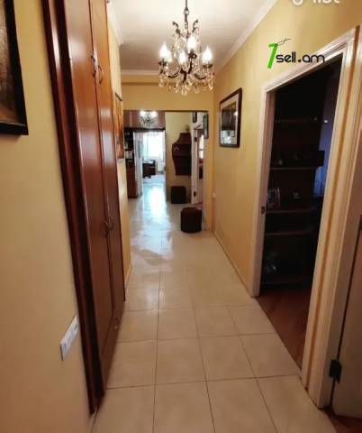 3 սենյականոց բնակարան Զաքարիա Քանաքեռցու փողոցում, 85 ք.մ., 7/11 հարկ, կապիտալ վերանորոգված