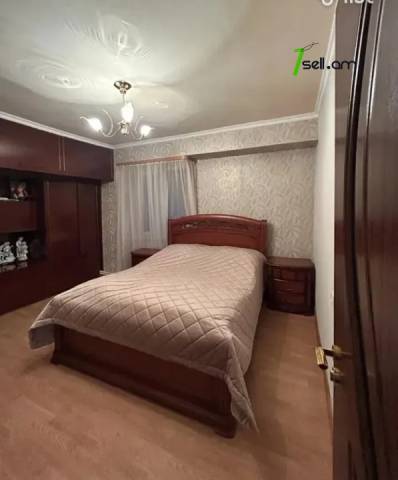 4 սենյականոց բնակարան Խաղաղ Դոնի փողոցում, 96 ք.մ., 1/9 հարկ, եվրովերանորոգված