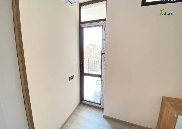 3 սենյականոց բնակարան նորակառույց շենքում Վարդանանց փողոցում, 73 քմ, 10/16 հարկ, բարձր առաստաղներ