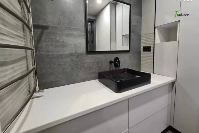 4 սենյականոց բնակարան նորակառույց շենքում Արաբկիրի 25-րդ փողոցում, 100 ք.մ., 2 սանհանգույց