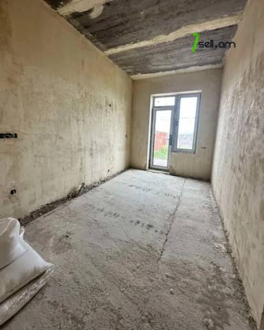 Մեկ հարկանի քարե տուն 6-րդ փողոցում Գեղանիստում, 320 քմ, մասնակի վերանորոգում