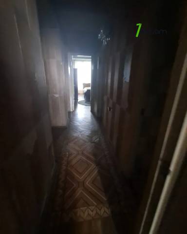 3 սենյականոց բնակարան Վրթանես Փափազյան փողոցում, 90 ք.մ., նախավերջին հարկ