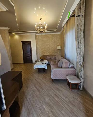 Մեկ հարկանի քարե տուն, Գ-1 թաղամաս Աջափնյակում, 500 ք.մ., 3+ սանհանգույց