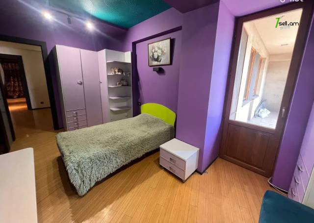 Ընդարձակ 5 սենյականոց բնակարան նորակառույց շենքում Հյուսիսային պողոտայում, 258 քմ, 5/8 հարկ