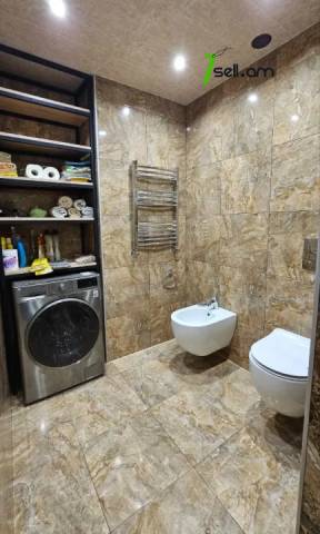 3 սենյականոց բնակարան Թումանյան փողոցում, 90 քմ, 4/9 հարկ, դիզայներական ոճով վերանորոգված