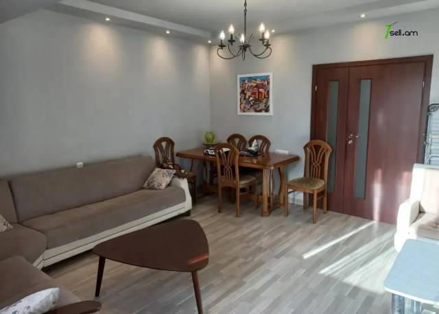 4 սենյականոց բնակարան Թամանյանի փողոցում, 98 ք.մ., 2/5 հարկ, 2 սանհանգույց, բարձր առաստաղներ