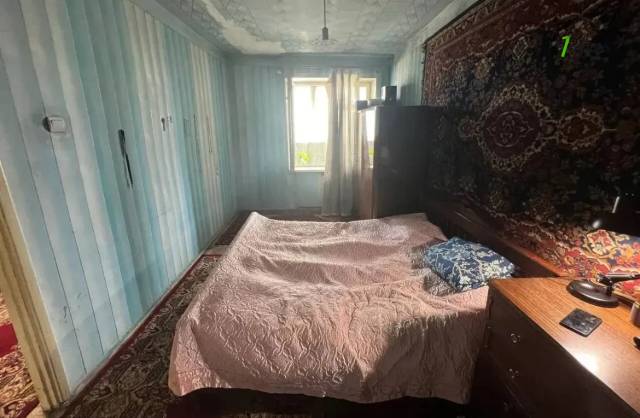 3 սենյականոց բնակարան, Թբիլիսյան խճուղի, 72 քմ, մասնակի վերանորոգում, քարե շենք