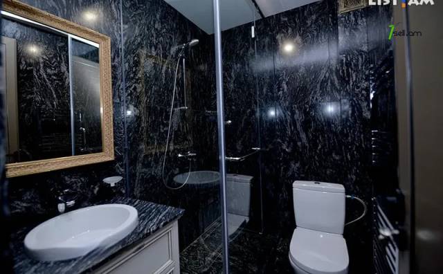 Երեք հարկանի քարե տուն Բաբայան փողոցում Արաբկիրում, 820 քմ, 3+ սանհանգույց, կապիտալ վերանորոգված