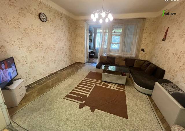 Բազմաֆունկցիոնալ գույք Սայաթ-Նովայի պողոտայում կենտրոնում, 70 քմ