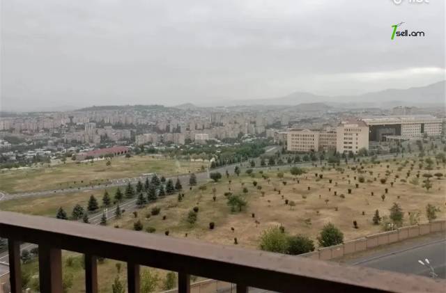 3 սենյականոց բնակարան նորակառույց շենքում Բագրևանդի փողոցում, 78 ք.մ., բարձր առաստաղներ