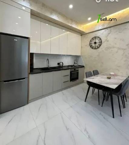 2 սենյականոց բնակարան Խորենացու փողոցում, 38 ք.մ., բարձր առաստաղներ, 3/5 հարկ