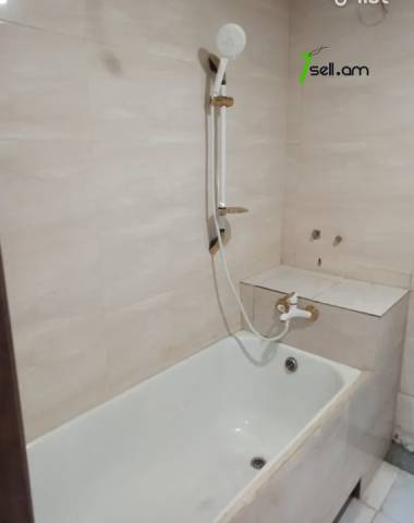 2 սենյականոց բնակարան Արմեն Տիգրանյանի փողոցում, 43 քմ, եվրովերանորոգված