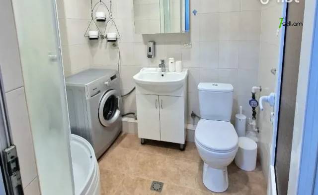 2 սենյականոց բնակարան Թումանյան փողոցում, 48 ք.մ., բարձր առաստաղներ, 3/6 հարկ, եվրովերանորոգված