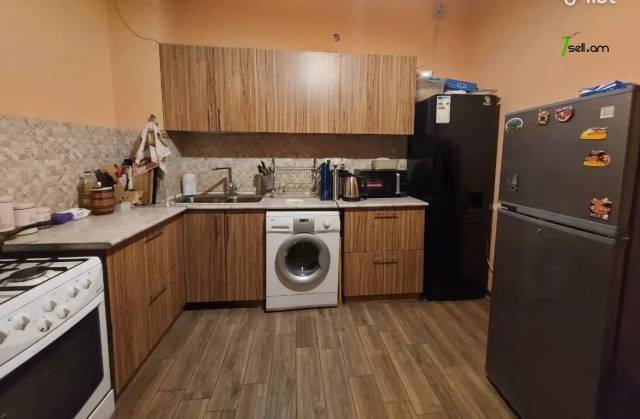 3 սենյականոց բնակարան նորակառույց շենքում Գյուրջյան փողոցում, 61 քմ, 2/10 հարկ