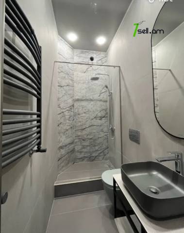 3 սենյականոց բնակարան նորակառույց շենքում, Paronyan St, 96 ք.մ., բարձր առաստաղներ, 4/12 հարկ