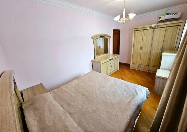 Երեք հարկանի քարե տուն, Նոյ թաղամաս Մալաթիա Սեբաստիայում, 1200 ք.մ., 3+ սանհանգույց